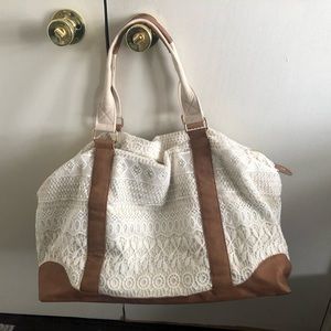 MERONA Weekender Duffel Bag 💼